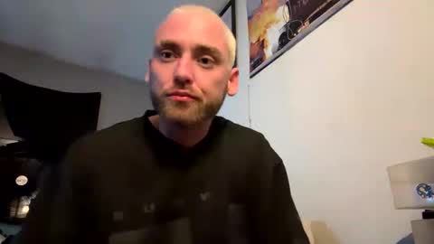 Snapshot of bigdickdaddio3 chatting on October 7, 2025, 6:32 am bigdickdaddio3 online show from October 7, 2025, 6:32 am