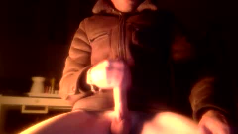 Snapshot of bigdickdangles472924 chatting on March 4, 2026, 8:15 pm bigdickdangles472924 online show from March 4, 2026, 8:15 pm