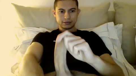Snapshot of bigdickkkk2035 chatting on February 9, 2025, 5:33 pm Big online show from February 9, 2025, 5:33 pm