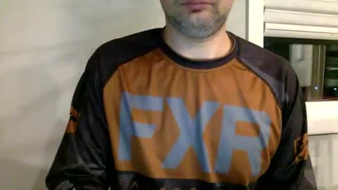 Snapshot of bigdickshowoff9877 chatting on March 10, 2026, 4:06 am Bigdickshowoff9877 online show from March 10, 2026, 4:06 am