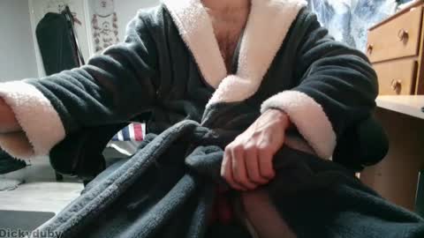 George Forest Dickyduby on all Socials online show from December 22, 2025, 5:04 am