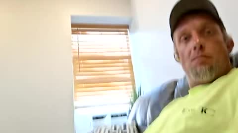 Snapshot of bigdrick9in chatting on August 4, 2026, 1:09 am bigdrick9in online show from August 4, 2026, 1:09 am