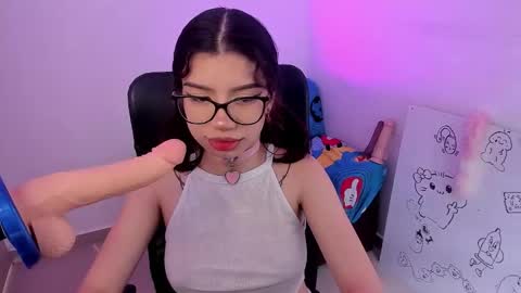 Snapshot of bigfinger125 chatting on February 22, 2026, 2:59 pm Lucy and Fred online show from February 22, 2026, 2:59 pm