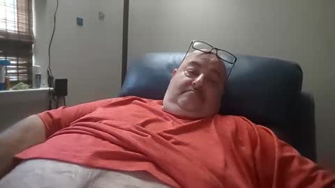 Snapshot of bigfuzzyteddybear chatting on May 19, 2026, 6:47 pm bigfuzzyteddybear online show from May 19, 2026, 6:47 pm