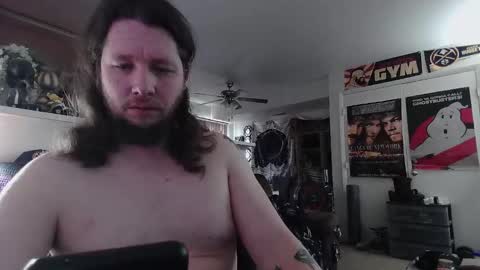 biggerisbetter21 online show from January 5, 2026, 6:00 pm