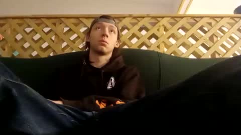 biggestboiiii online show from November 5, 2025, 10:32 pm