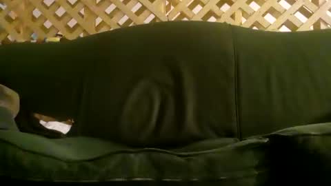 biggestboiiii online show from April 6, 2026, 6:58 am