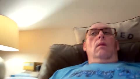 biggloves4bighands online show from November 17, 2025, 12:27 am