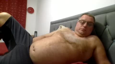Snapshot of bigguy2014 chatting on December 28, 2024, 9:40 pm bigguy2014 online show from December 28, 2024, 9:40 pm