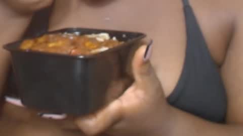 Snapshot of biggybudy chatting on November 4, 2025, 9:52 am biggybudy online show from November 4, 2025, 9:52 am