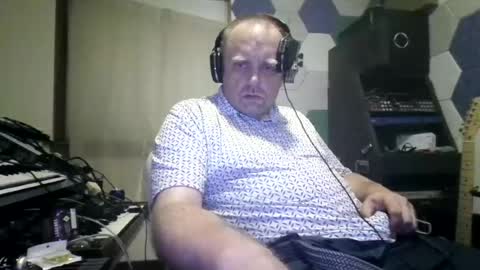 Snapshot of biggydee8989 chatting on August 7, 2026, 9:33 am biggydee8989 online show from August 7, 2026, 9:33 am