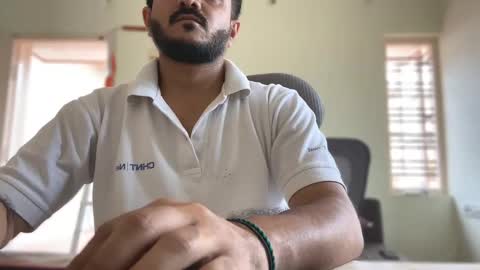 Snapshot of bighandsomesatisfy chatting on October 26, 2025, 10:10 am bighandsomesatisfy online show from October 26, 2025, 10:10 am