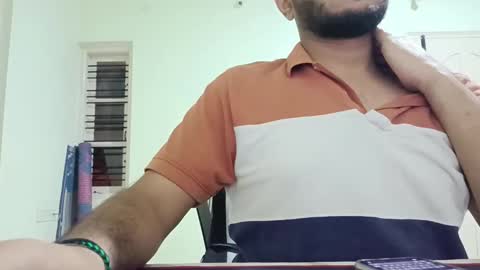 Snapshot of bighandsomesatisfy chatting on November 4, 2025, 6:18 pm bighandsomesatisfy online show from November 4, 2025, 6:18 pm