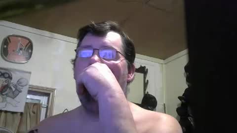 bigjohn41000 online show from November 10, 2025, 9:41 am