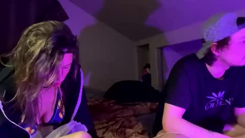 Snapshot of bigkitties69 chatting on November 19, 2025, 10:48 am Bigkitties online show from November 19, 2025, 10:48 am