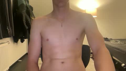 Snapshot of bigleor chatting on February 14, 2026, 6:37 pm bigleor online show from February 14, 2026, 6:37 pm