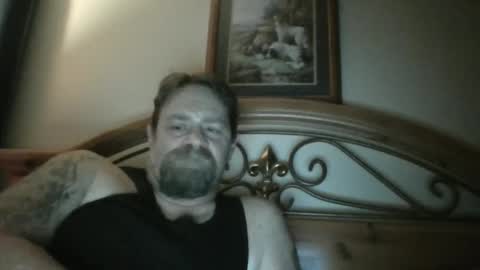 Snapshot of bigload1972 chatting on December 7, 2024, 3:36 am bigload1972 online show from December 7, 2024, 3:36 am