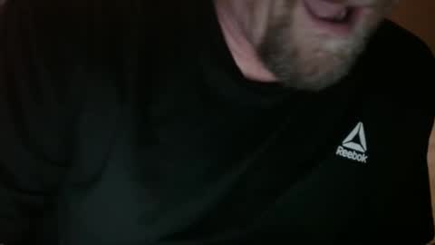 Snapshot of bigload1972 chatting on October 10, 2025, 3:16 am bigload1972 online show from October 10, 2025, 3:16 am