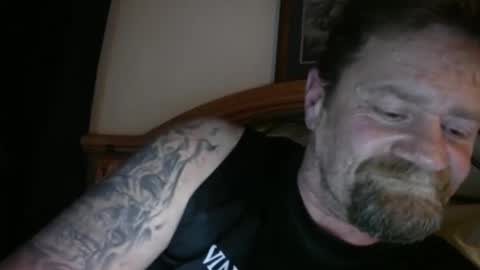 Snapshot of bigload1972 chatting on October 15, 2025, 12:22 am bigload1972 online show from October 15, 2025, 12:22 am