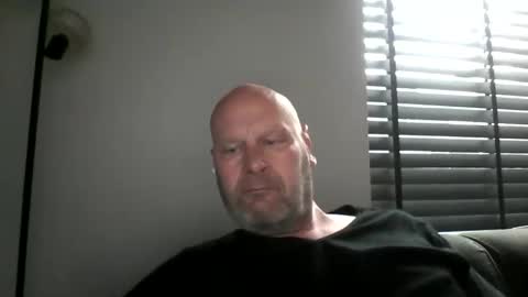 Snapshot of bigmike3339 chatting on January 13, 2026, 8:41 am bigmike3339 online show from January 13, 2026, 8:41 am