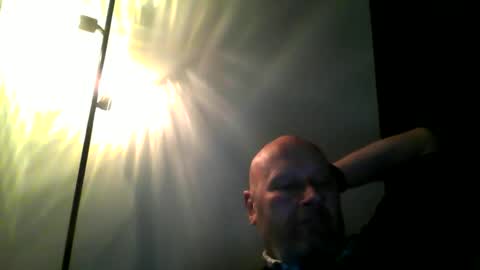 Snapshot of bigmike3339 chatting on January 14, 2026, 6:24 pm bigmike3339 online show from January 14, 2026, 6:24 pm