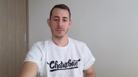 Snapshot of bigonehott chatting on October 16, 2025, 3:46 pm online show from October 16, 2025, 3:46 pm