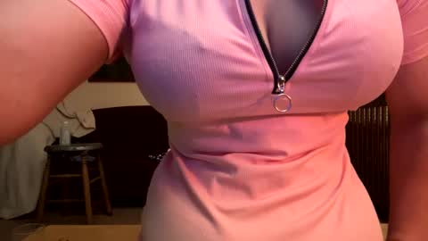 Snapshot of bigpres1234 chatting on September 25, 2025, 6:28 am Annon-cockgame online show from September 25, 2025, 6:28 am