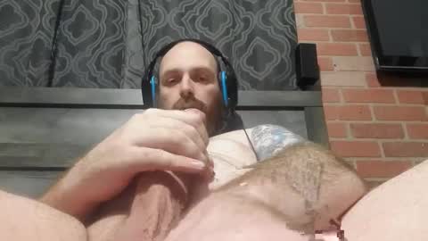 Snapshot of bigprick85 chatting on December 8, 2024, 3:13 pm bigprick85 online show from December 8, 2024, 3:13 pm