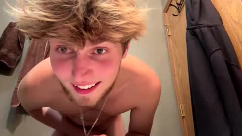 bigskinnyboyshh online show from September 23, 2025, 1:08 am