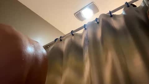 bigskinnyboyshh online show from November 22, 2025, 12:20 am