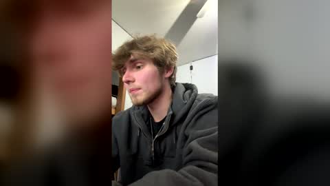 bigskinnyboyshh online show from December 18, 2025, 11:44 pm