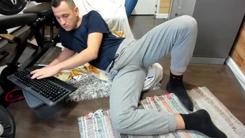 bigsshark online show from January 9, 2025, 9:06 am