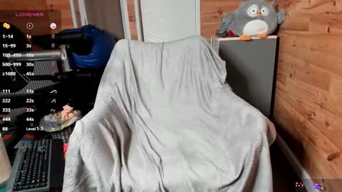 Snapshot of bigsshark chatting on February 1, 2026, 10:47 am bigsshark online show from February 1, 2026, 10:47 am