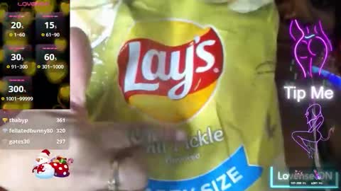 Snapshot of bigthickgirl35 chatting on January 16, 2025, 7:28 am Mahogany online show from January 16, 2025, 7:28 am