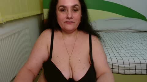 Snapshot of bigtitsclaude chatting on February 26, 2025, 12:16 am BigTitsClaude online show from February 26, 2025, 12:16 am