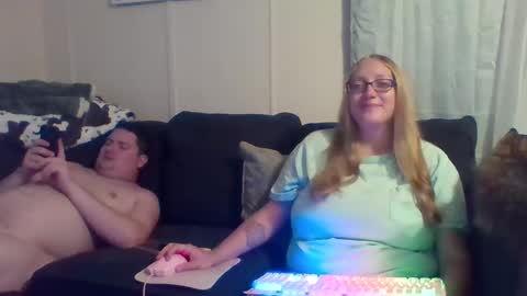 Snapshot of bigtittyboatboo chatting on September 25, 2025, 1:20 am Mountain Mama online show from September 25, 2025, 1:20 am