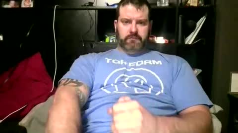 bigwhitecock2008 online show from May 25, 2026, 2:34 pm
