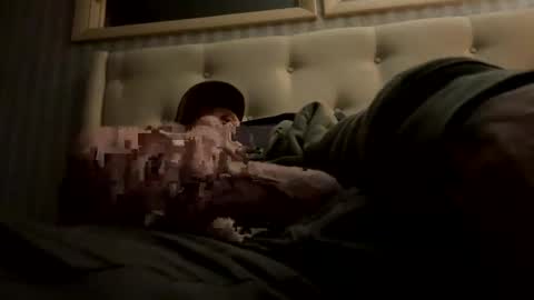 bigwytecock1979 online show from November 5, 2025, 6:02 am