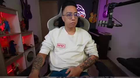 Snapshot of bigxboy96 chatting on October 19, 2025, 10:38 am bigxboy96 online show from October 19, 2025, 10:38 am