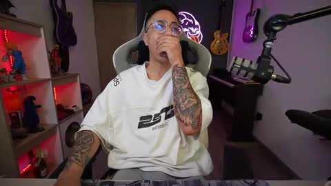 Snapshot of bigxboy96 chatting on November 2, 2025, 11:29 pm bigxboy96 online show from November 2, 2025, 11:29 pm