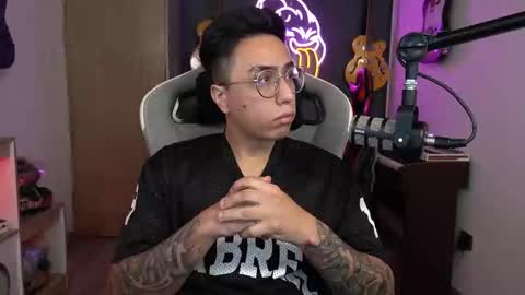 Snapshot of bigxboy96 chatting on November 7, 2025, 7:19 am bigxboy96 online show from November 7, 2025, 7:19 am