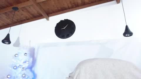 andres online show from December 18, 2024, 3:26 am