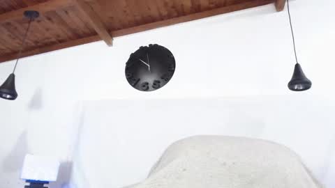 andres online show from January 30, 2025, 9:04 am