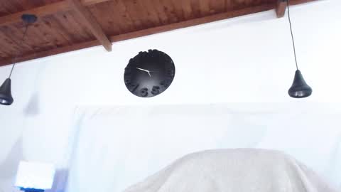 andres online show from February 6, 2025, 6:18 am