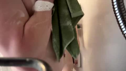 Snapshot of bikingbaddies chatting on February 14, 2025, 1:02 am bikingbaddies online show from February 14, 2025, 1:02 am