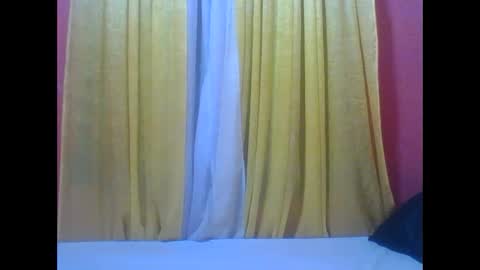 Snapshot of bilion_ass chatting on December 19, 2024, 11:18 am TREZAH online show from December 19, 2024, 11:18 am