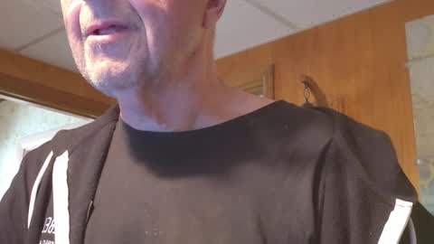 bill_25061 online show from October 22, 2025, 6:40 pm