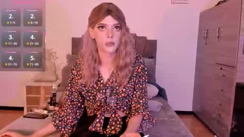 Billie Simons online show from November 11, 2025, 8:42 pm