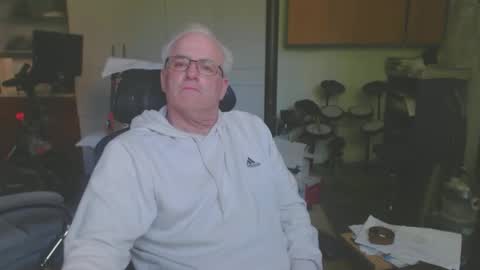 billp750876 online show from June 1, 2026, 8:43 pm