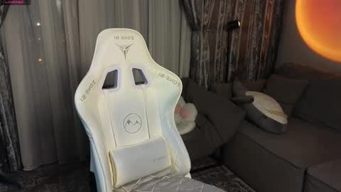 bimboterica online show from March 15, 2026, 4:13 pm